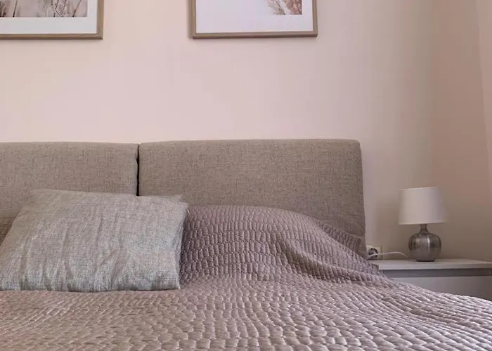 Helios Complex, 公寓 *